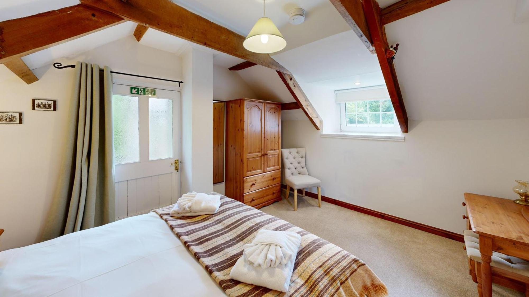 Swansea Valley Holiday Cottages Cilybebyll Exterior photo