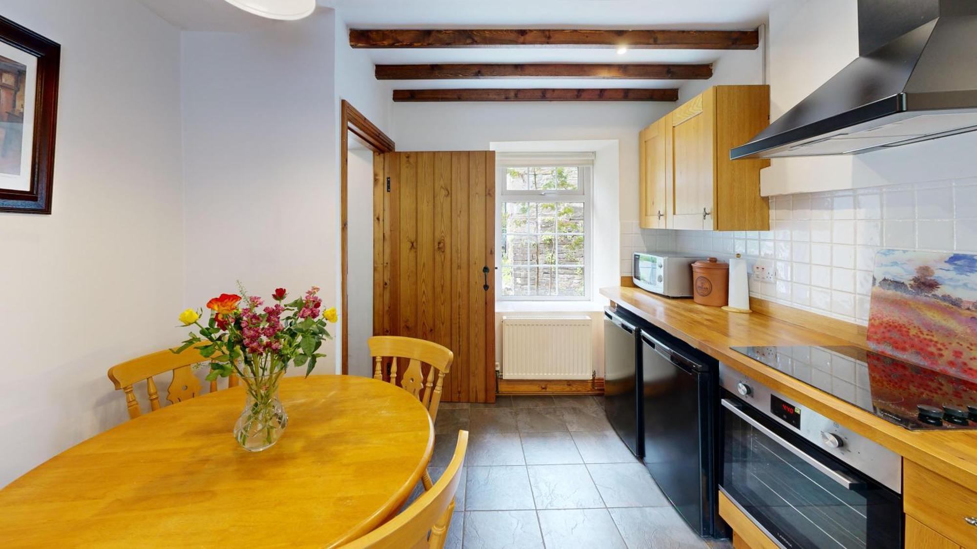 Swansea Valley Holiday Cottages Cilybebyll Exterior photo