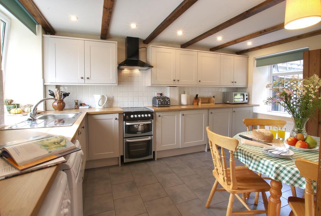 Swansea Valley Holiday Cottages Cilybebyll Exterior photo
